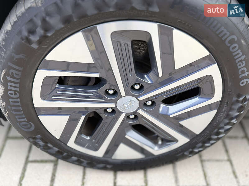 Внедорожник / Кроссовер Hyundai Kona 2022 в Дубно