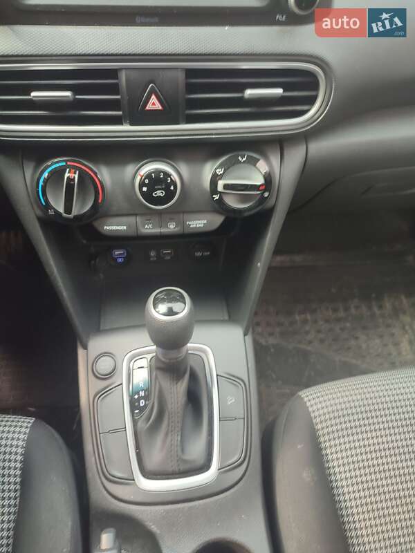 Внедорожник / Кроссовер Hyundai Kona 2019 в Львове