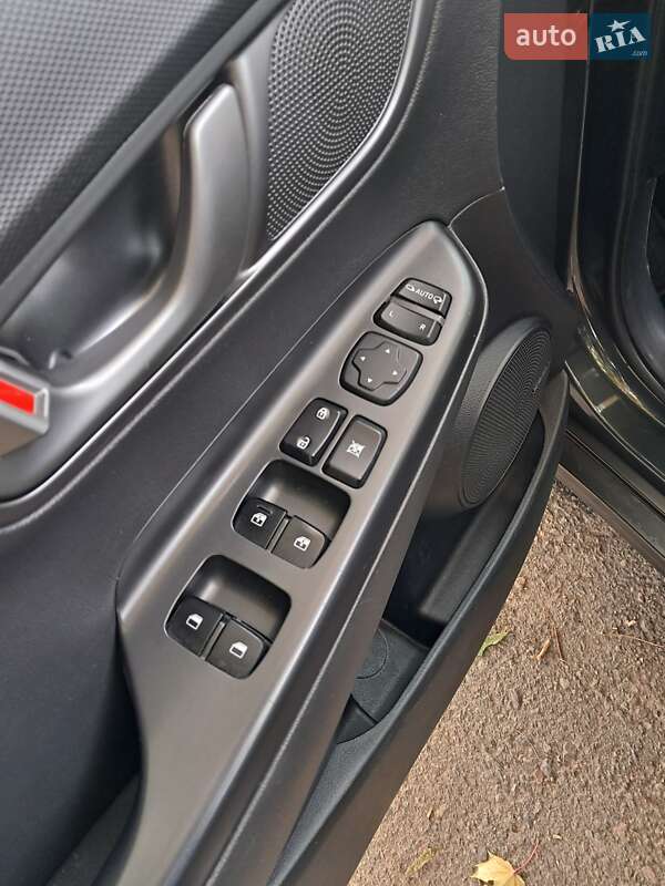 Позашляховик / Кросовер Hyundai Kona 2019 в Рівному