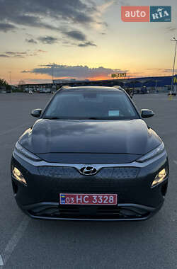 Внедорожник / Кроссовер Hyundai Kona 2020 в 