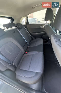 Внедорожник / Кроссовер Hyundai Kona 2020 в 