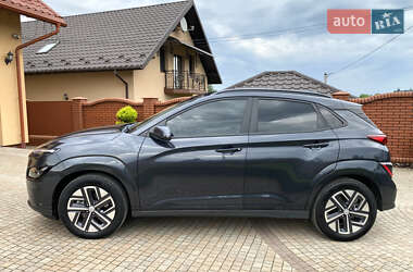 Позашляховик / Кросовер Hyundai Kona 2022 в 