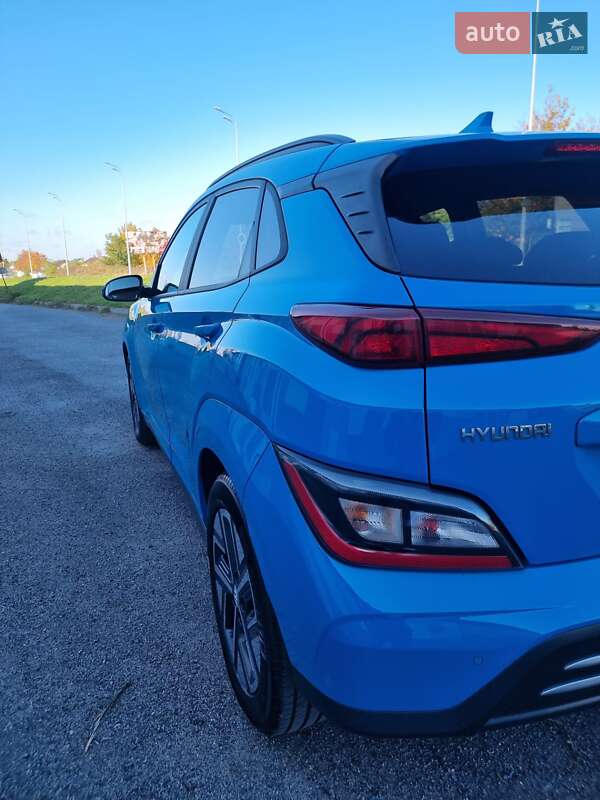 Внедорожник / Кроссовер Hyundai Kona 2022 в Виннице