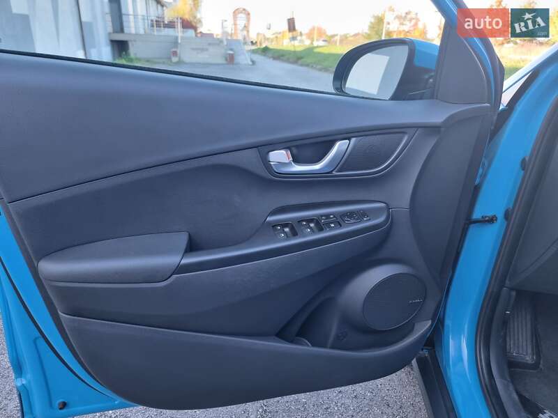 Внедорожник / Кроссовер Hyundai Kona 2022 в Виннице