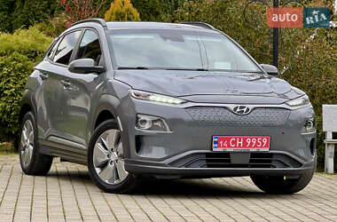 Внедорожник / Кроссовер Hyundai Kona 2020 в 