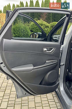 Внедорожник / Кроссовер Hyundai Kona 2020 в 