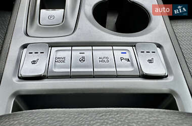 Внедорожник / Кроссовер Hyundai Kona 2020 в 