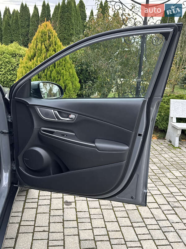 Внедорожник / Кроссовер Hyundai Kona 2020 в Самборе