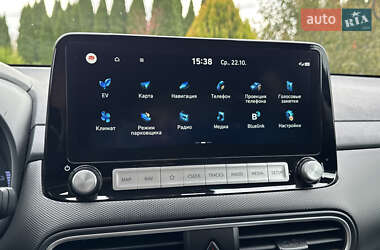 Внедорожник / Кроссовер Hyundai Kona 2020 в 