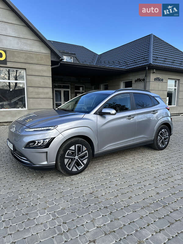 Позашляховик / Кросовер Hyundai Kona 2023 в Коломиї