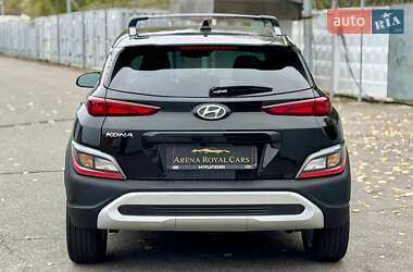 Внедорожник / Кроссовер Hyundai Kona 2021 в 