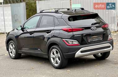 Внедорожник / Кроссовер Hyundai Kona 2021 в 
