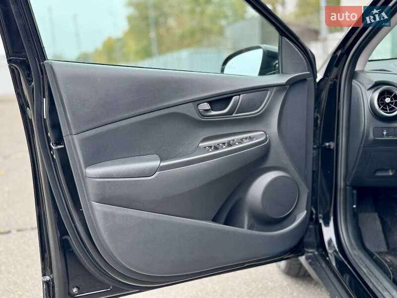 Позашляховик / Кросовер Hyundai Kona 2021 в Києві фото 19 Позашляховик / Кросовер Hyundai Kona 2021 в Києві