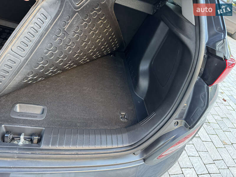 Внедорожник / Кроссовер Hyundai Kona 2020 в Ровно