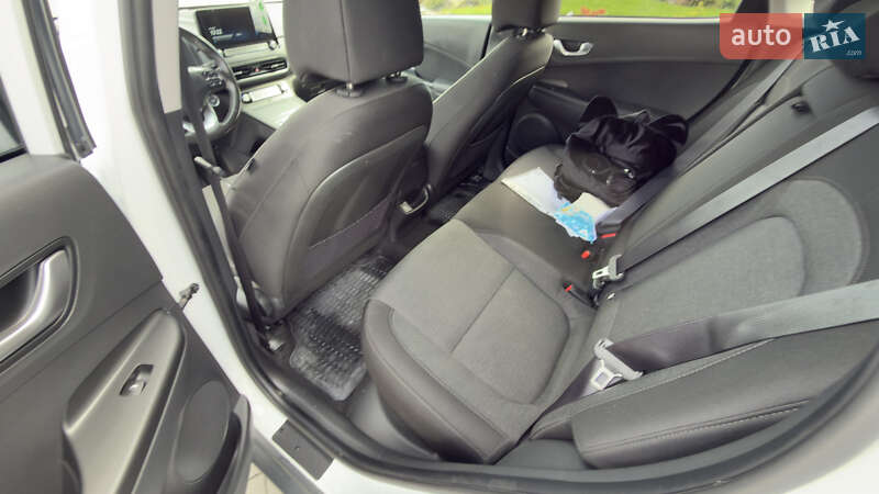 Внедорожник / Кроссовер Hyundai Kona 2022 в Хусте