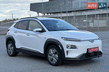Внедорожник / Кроссовер Hyundai Kona 2021 в Львове Внедорожник / Кроссовер Hyundai Kona 2021 в Львове
