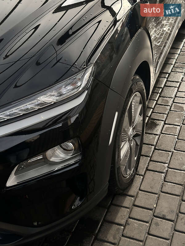 Внедорожник / Кроссовер Hyundai Kona 2020 в Одессе