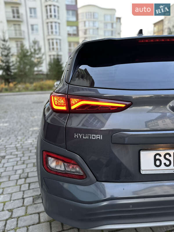 Позашляховик / Кросовер Hyundai Kona 2020 в Івано-Франківську