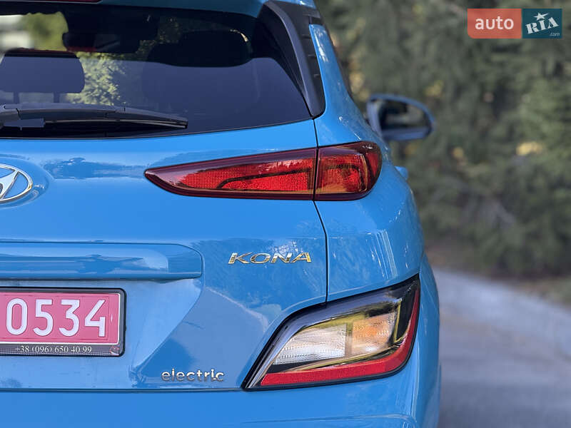 Позашляховик / Кросовер Hyundai Kona 2022 в Тернополі