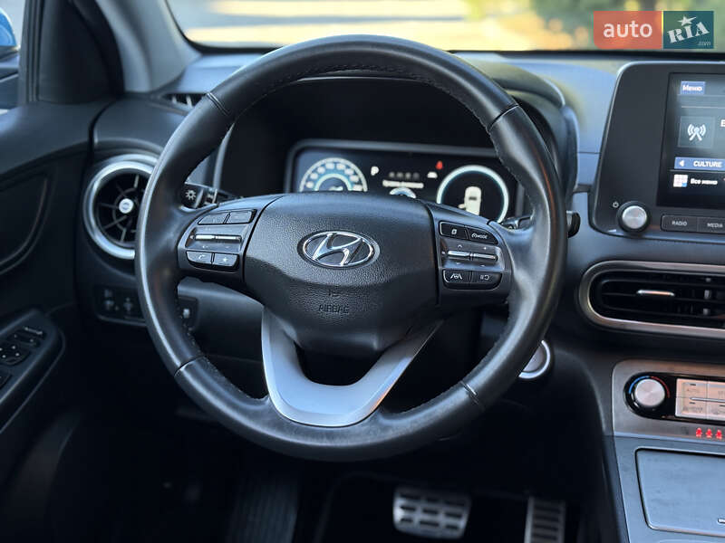 Позашляховик / Кросовер Hyundai Kona 2022 в Тернополі