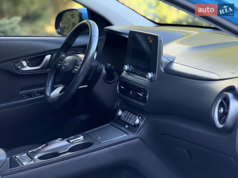 Позашляховик / Кросовер Hyundai Kona 2022 в Тернополі