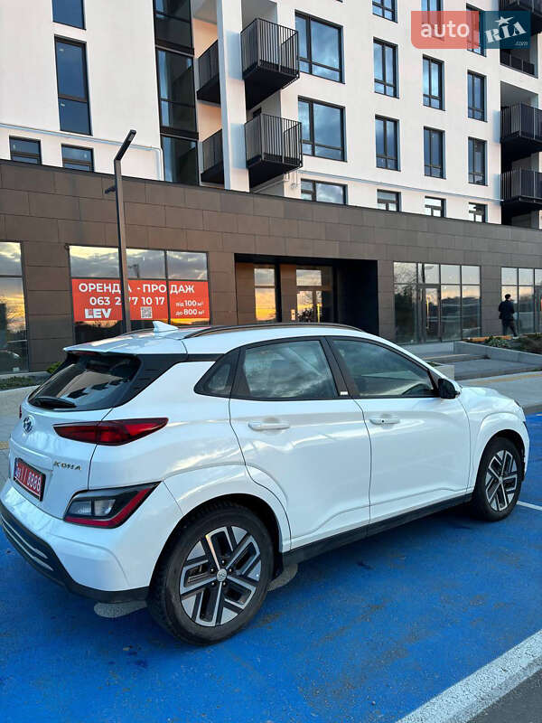 Внедорожник / Кроссовер Hyundai Kona 2022 в Львове