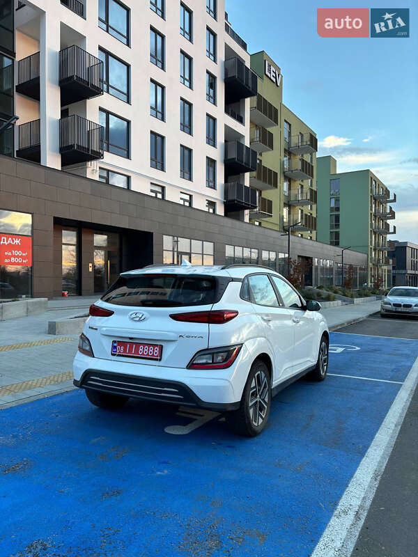 Внедорожник / Кроссовер Hyundai Kona 2022 в Львове