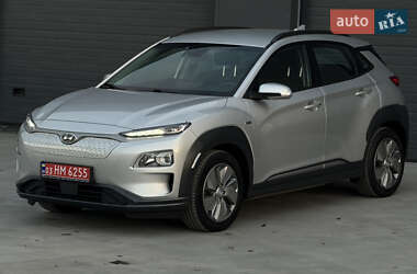 Внедорожник / Кроссовер Hyundai Kona 2020 в Дубно