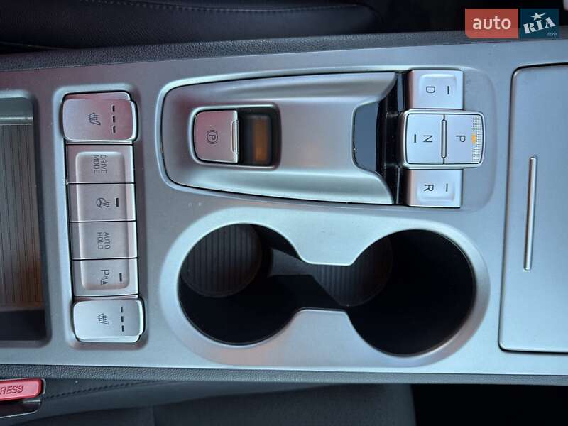 Позашляховик / Кросовер Hyundai Kona 2020 в Ужгороді