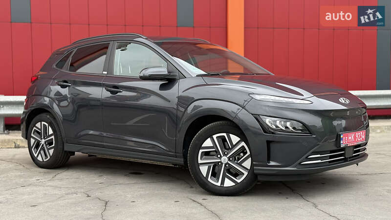 Внедорожник / Кроссовер Hyundai Kona 2021 в Киеве