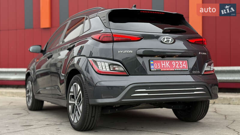 Внедорожник / Кроссовер Hyundai Kona 2021 в Киеве