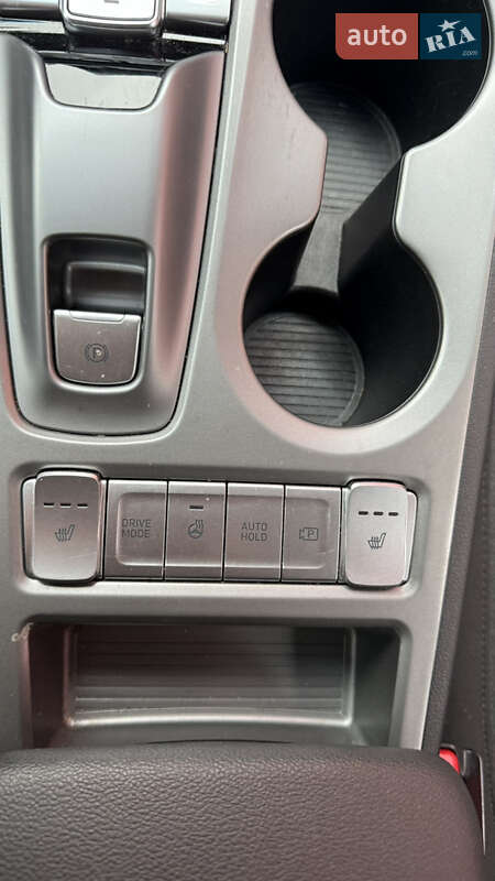 Внедорожник / Кроссовер Hyundai Kona 2021 в Киеве