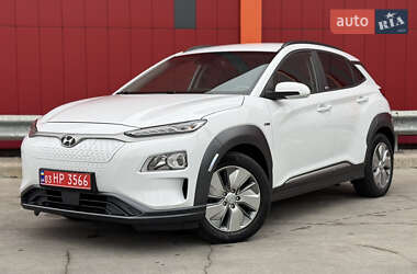 Внедорожник / Кроссовер Hyundai Kona 2020 в Киеве