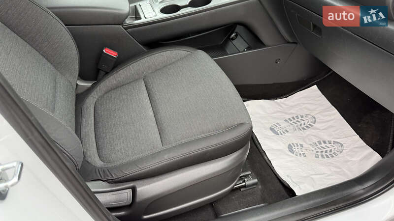 Внедорожник / Кроссовер Hyundai Kona 2020 в Киеве