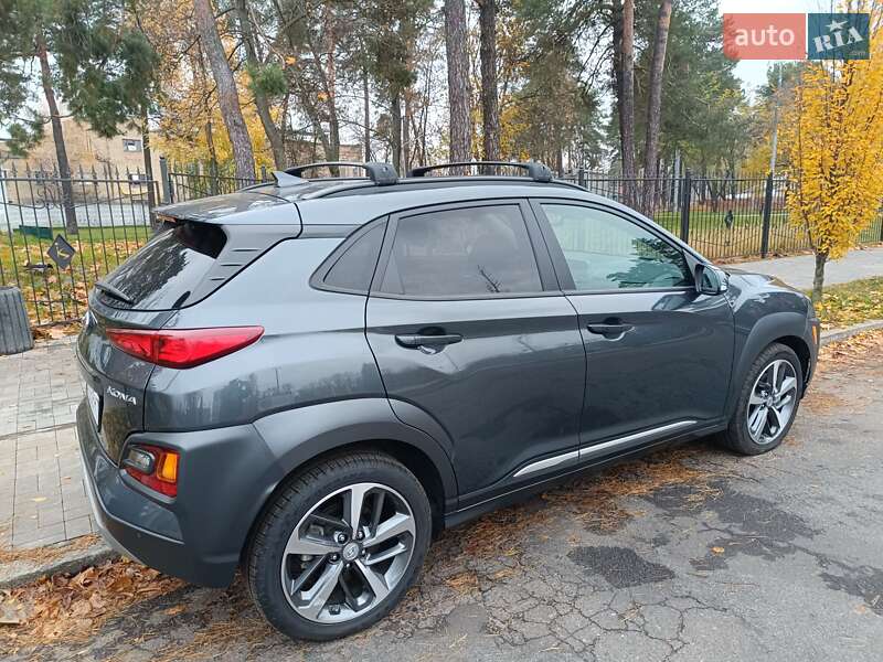 Внедорожник / Кроссовер Hyundai Kona 2020 в Киеве