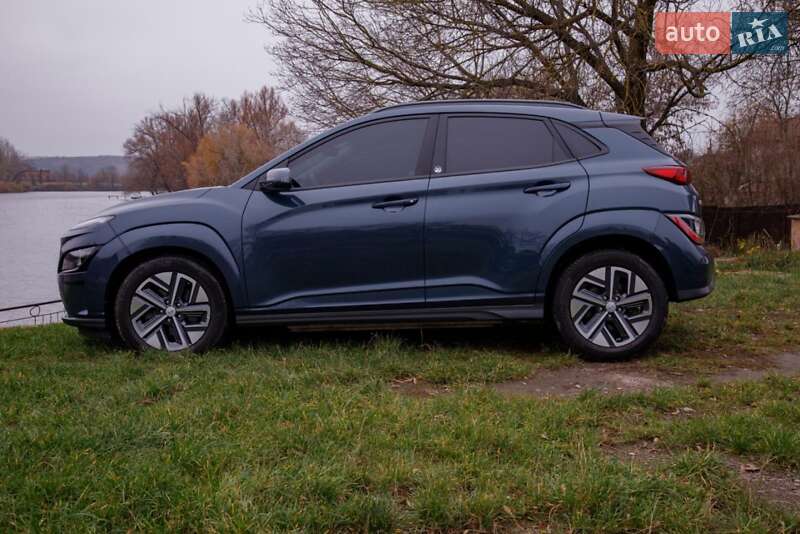 Внедорожник / Кроссовер Hyundai Kona 2023 в Бердичеве
