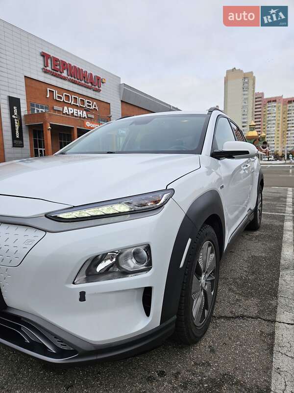 Внедорожник / Кроссовер Hyundai Kona 2018 в Броварах