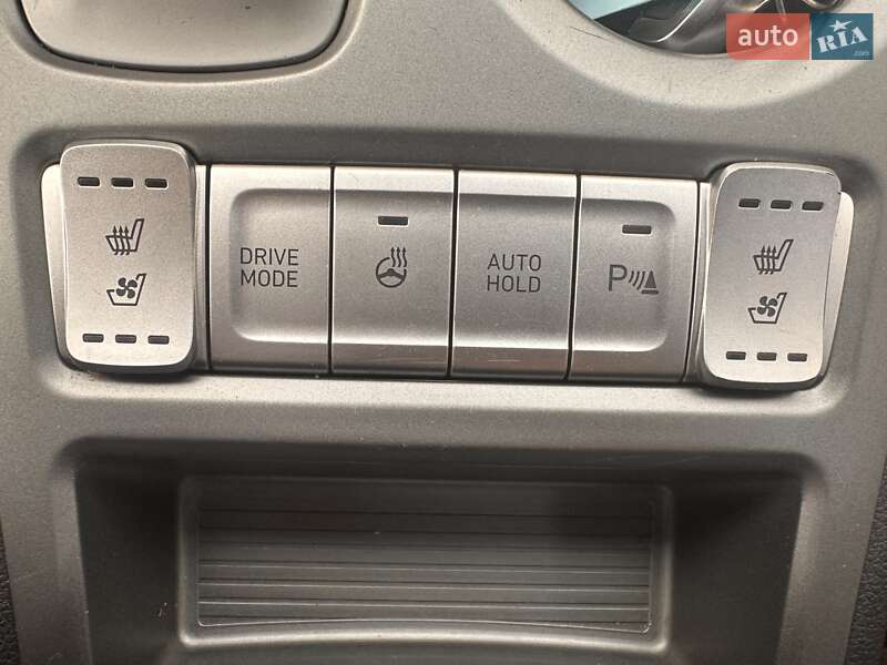 Позашляховик / Кросовер Hyundai Kona 2020 в Луцьку