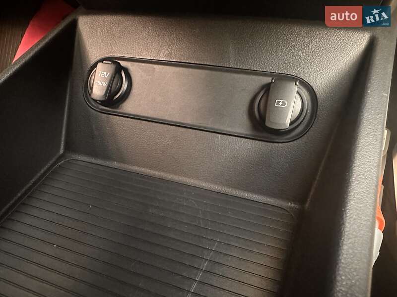 Позашляховик / Кросовер Hyundai Kona 2020 в Луцьку