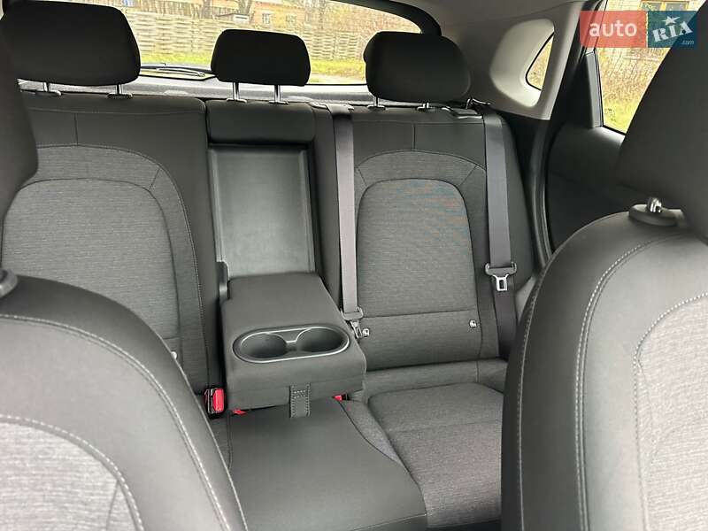 Внедорожник / Кроссовер Hyundai Kona 2021 в Виннице