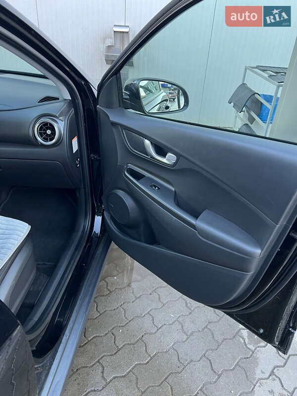 Внедорожник / Кроссовер Hyundai Kona 2021 в Ковеле