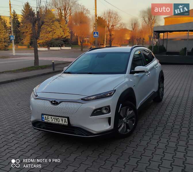 Внедорожник / Кроссовер Hyundai Kona 2019 в Каменском