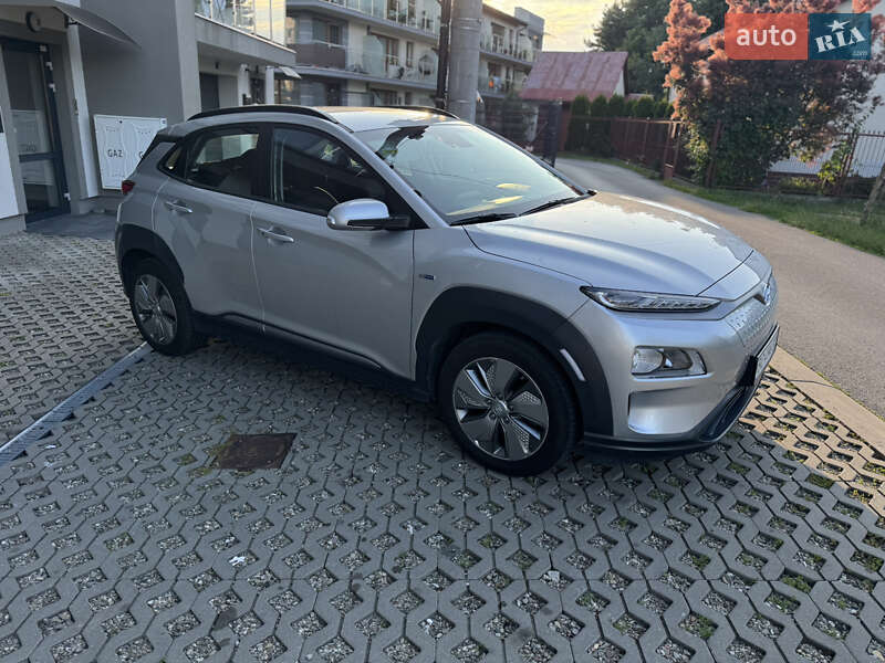 Внедорожник / Кроссовер Hyundai Kona 2020 в Самборе