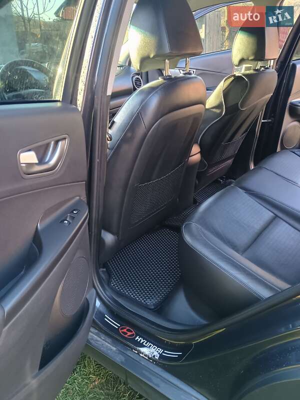 Внедорожник / Кроссовер Hyundai Kona 2020 в Ужгороде фото 13 Внедорожник / Кроссовер Hyundai Kona 2020 в Ужгороде