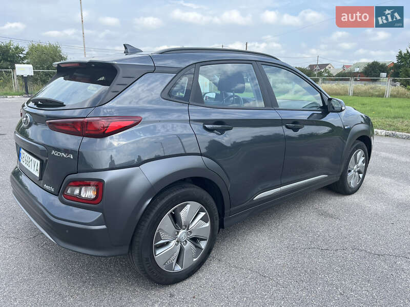 Внедорожник / Кроссовер Hyundai Kona 2020 в Виннице