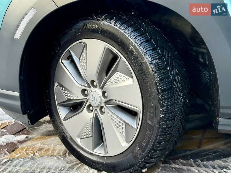 Внедорожник / Кроссовер Hyundai Kona 2020 в Самборе