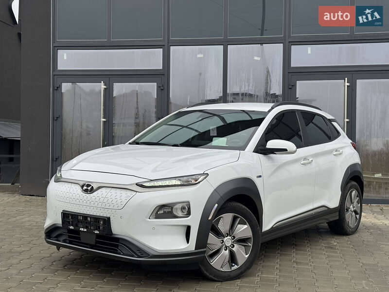 Внедорожник / Кроссовер Hyundai Kona 2018 в Тернополе