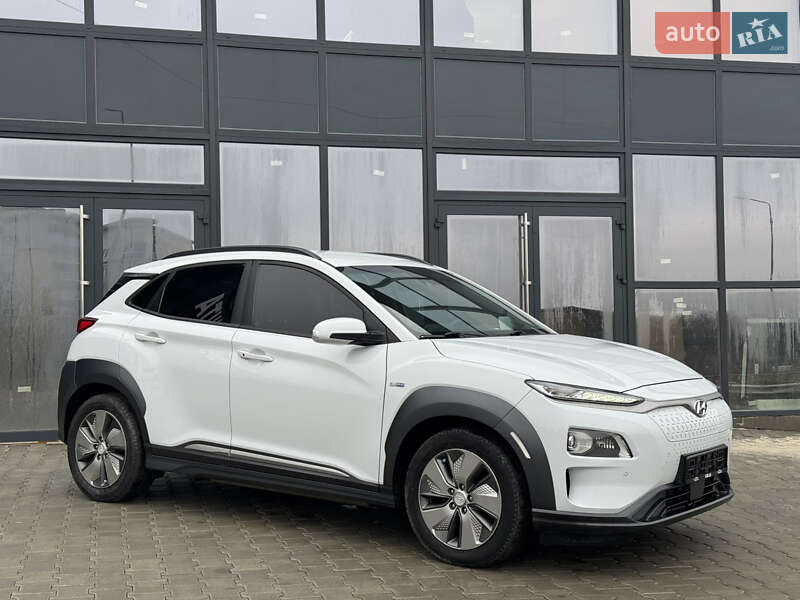 Внедорожник / Кроссовер Hyundai Kona 2018 в Тернополе