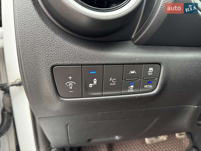 Внедорожник / Кроссовер Hyundai Kona 2018 в Тернополе