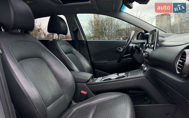 Внедорожник / Кроссовер Hyundai Kona 2019 в Львове